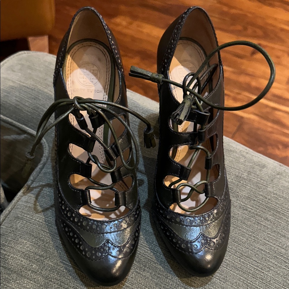 Tory Burch Lace Up Astrid Oxford Heels sz 7.5 - Picture 10 of 15